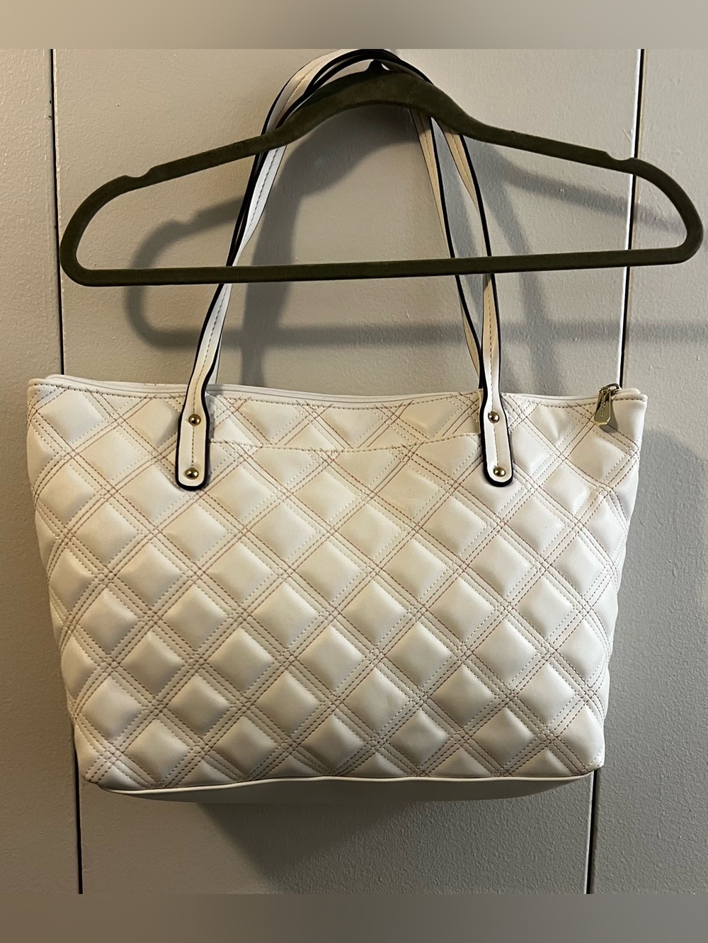 🆕 NWT LIZ CLAIBORNE TOTE - Picture 5 of 6